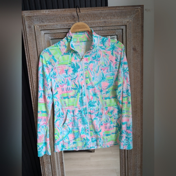 Lilly Pulitzer Luxletic Hadlee tennis jacket in the "Multi Perfect Match" print - Picture 2 of 9